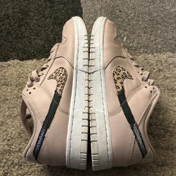 Nike Duns Low SE “Primal Pink” - Picture 12 of 15